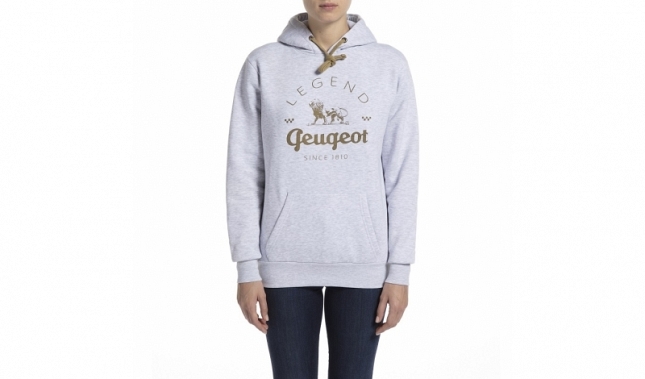 Imagen Peugeot lanza una nueva colección de ropa y artículos de marroquinería vintage